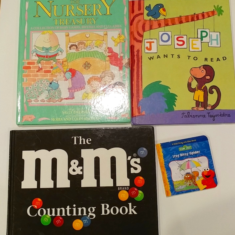 4/$15 🌻 Bundle of 4 Used Kids Books